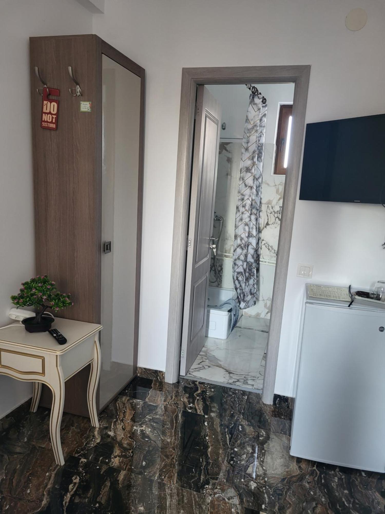 Hotel Damar Costinesti Extérieur photo