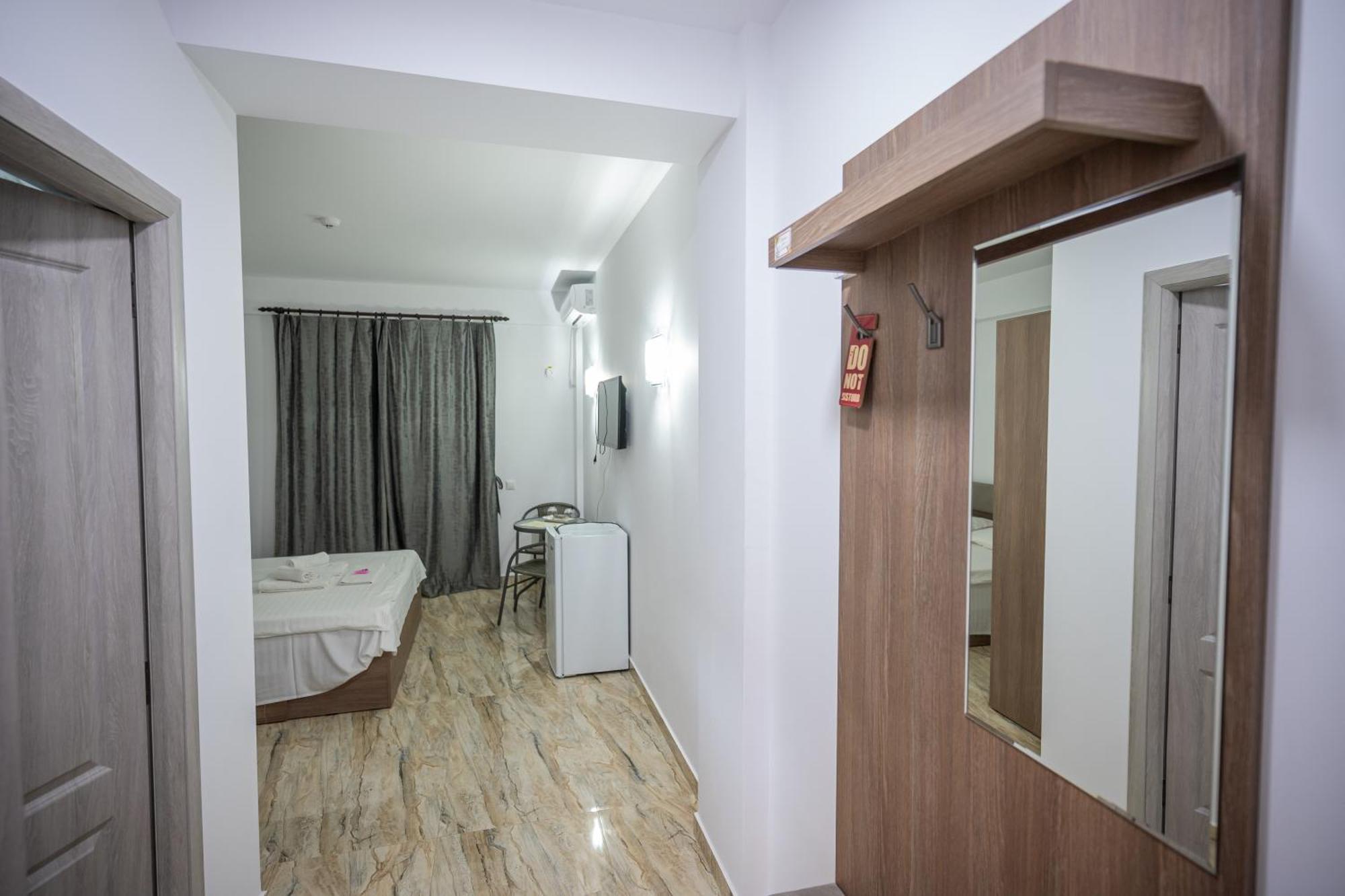 Hotel Damar Costinesti Extérieur photo
