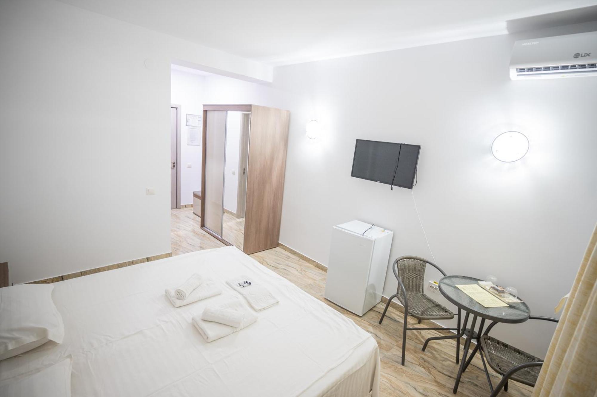 Hotel Damar Costinesti Extérieur photo